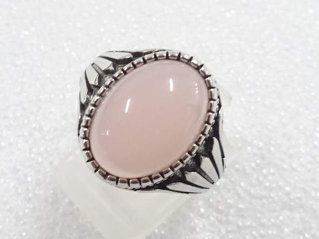 JAPANESE KIMONO / ANTIQUE COLORED STONE RING (SIZE 16)